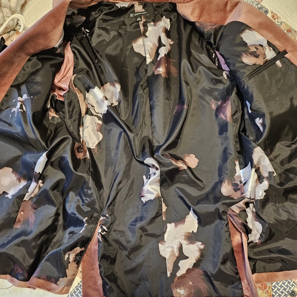 Men's I.N.C. Velvet Blazer and Pants Set in Mauve - Picture 3 of 13